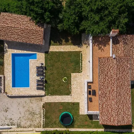 Countryside Diletta & Violetta Villa *